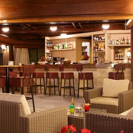 Aparthotel Indigo Mare 3*